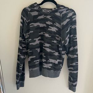 Adorable Lucky Brand Camo sweater!